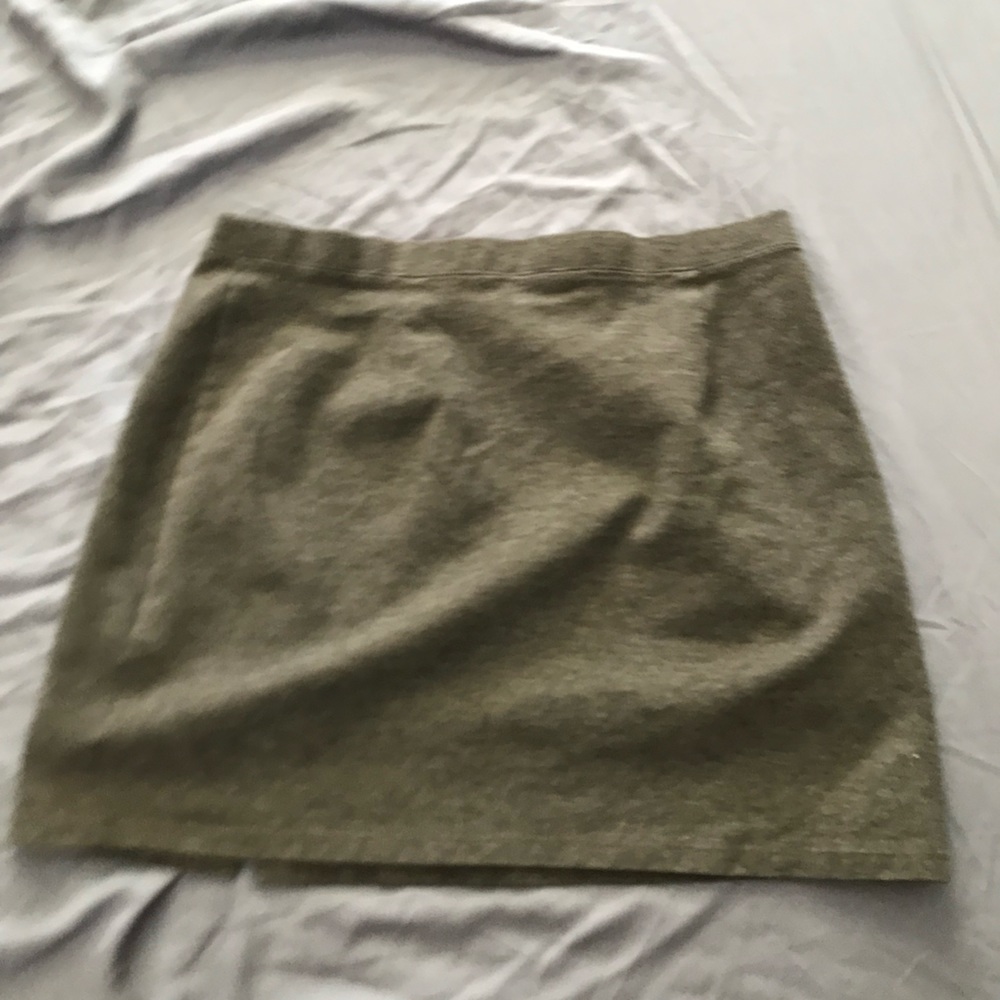 Mini Skirt - Picture 2 of 4